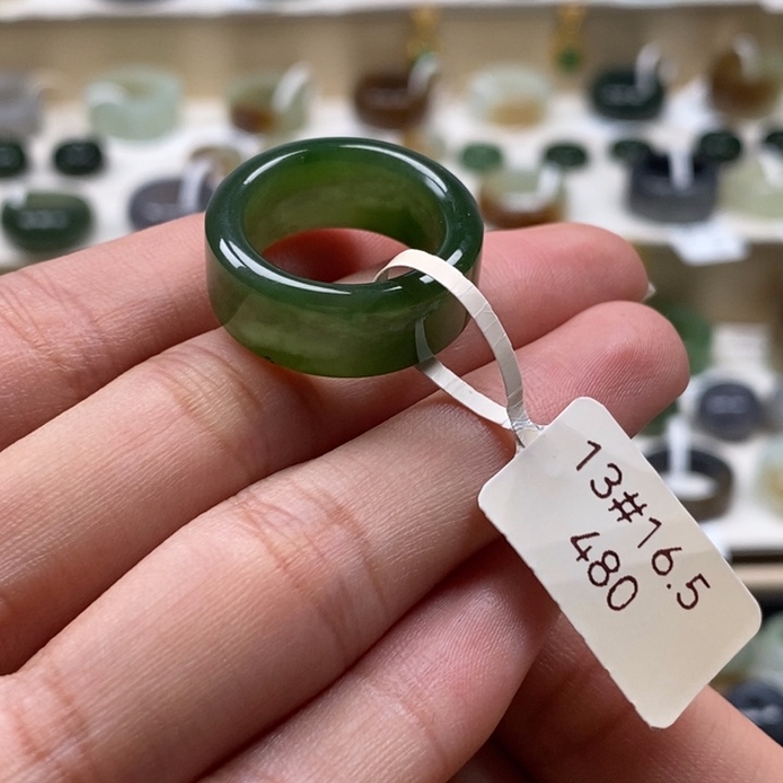 和田玉未镶嵌戒指