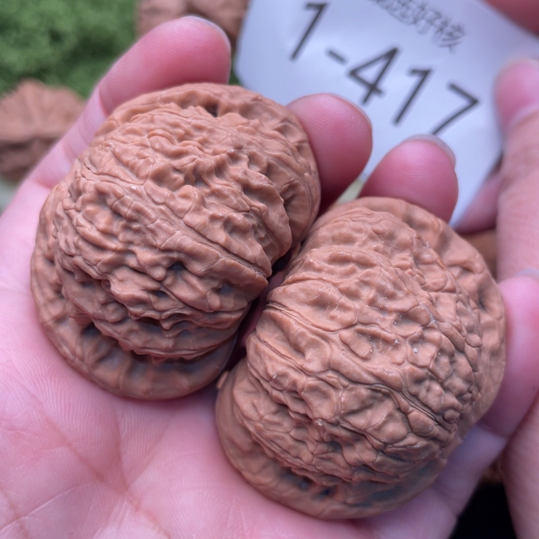文玩核桃把件精配精白47