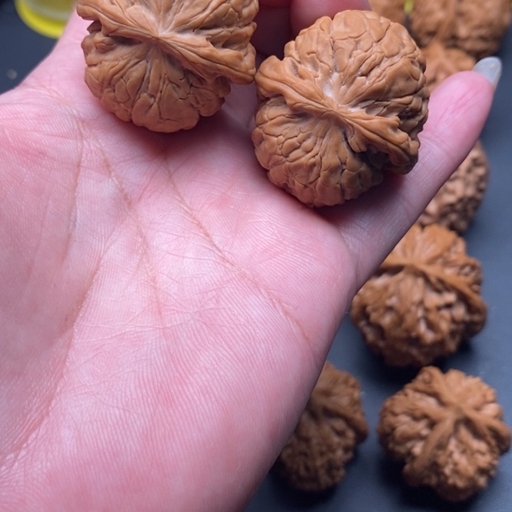 文玩核桃吊坠甲骨文