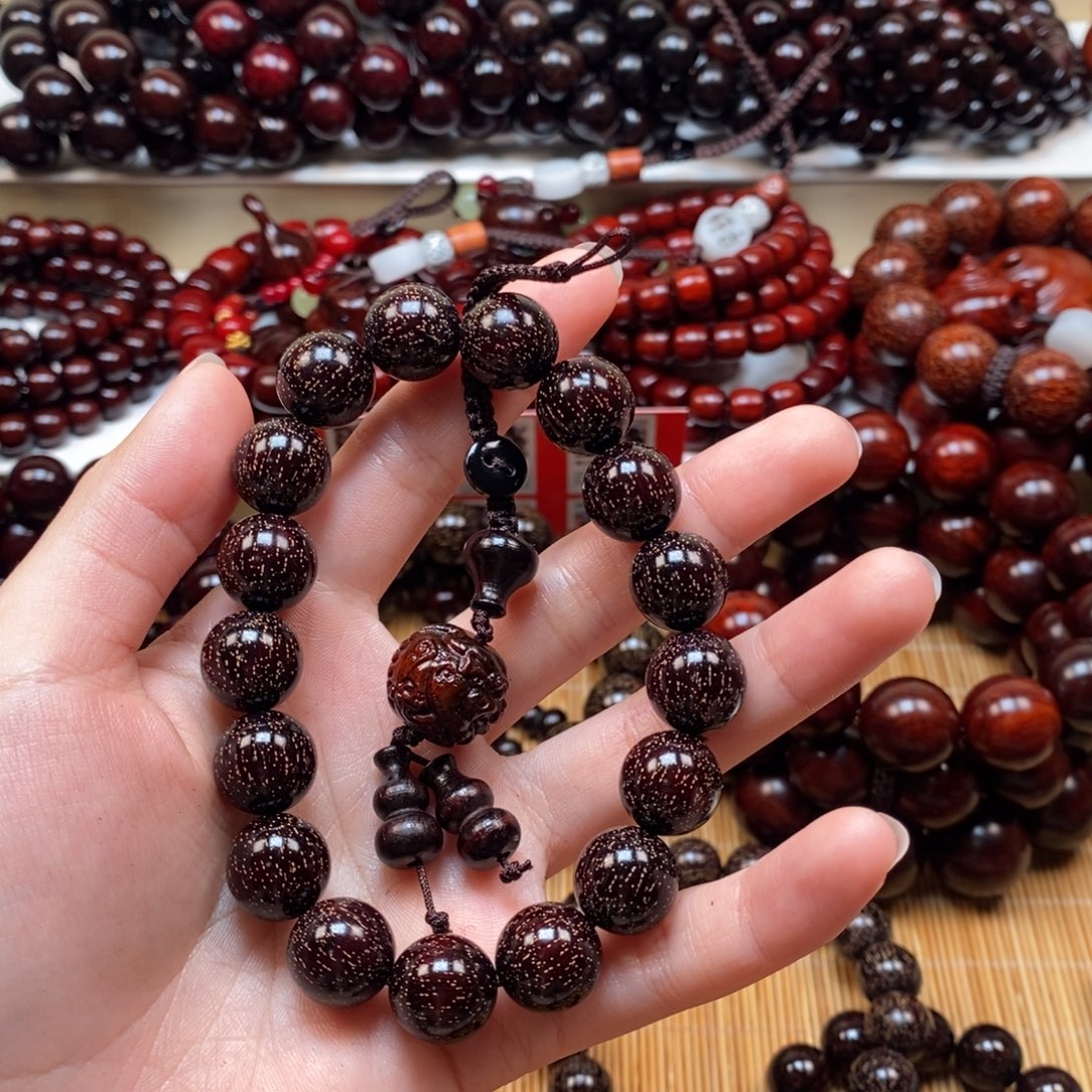 蝎***毒檀香紫檀（小叶紫檀）1.2爆星