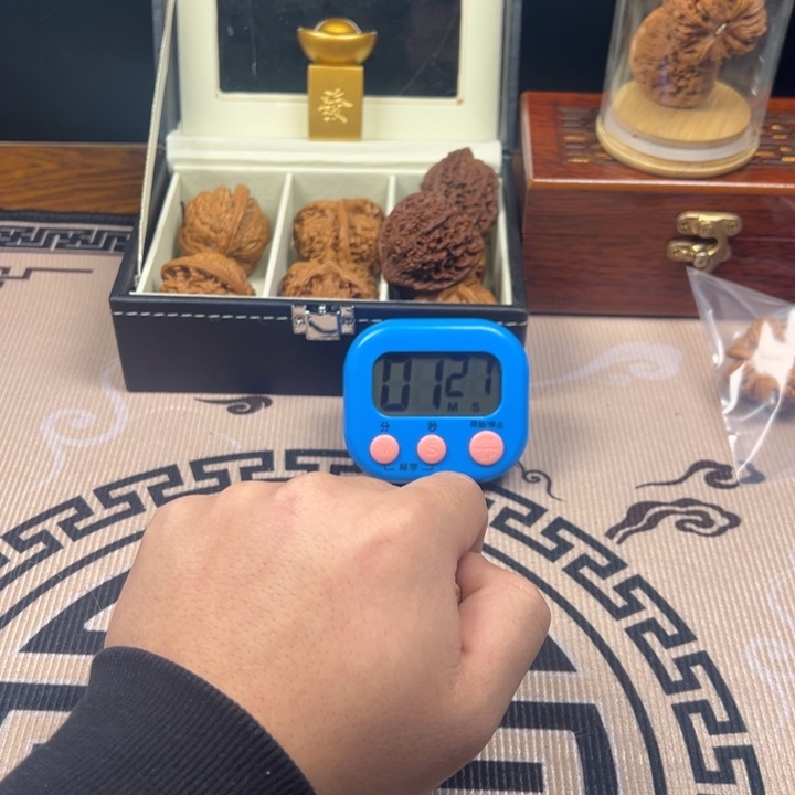 昌***室文玩核桃吊坠随机666