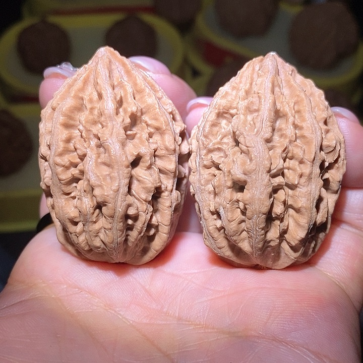 文玩核桃把件东北野生楸子小美4 6