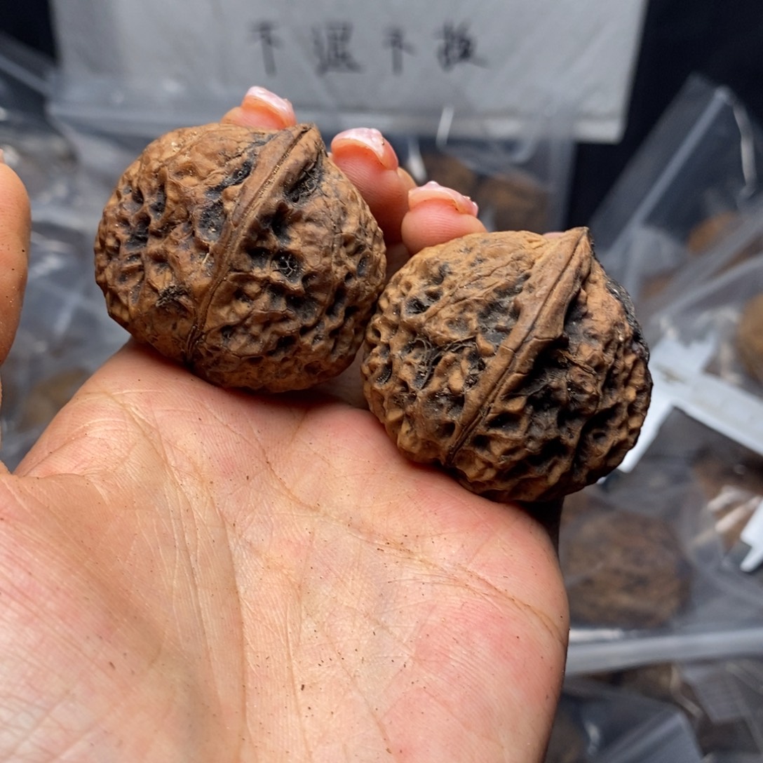 文玩核桃把件107号41mm