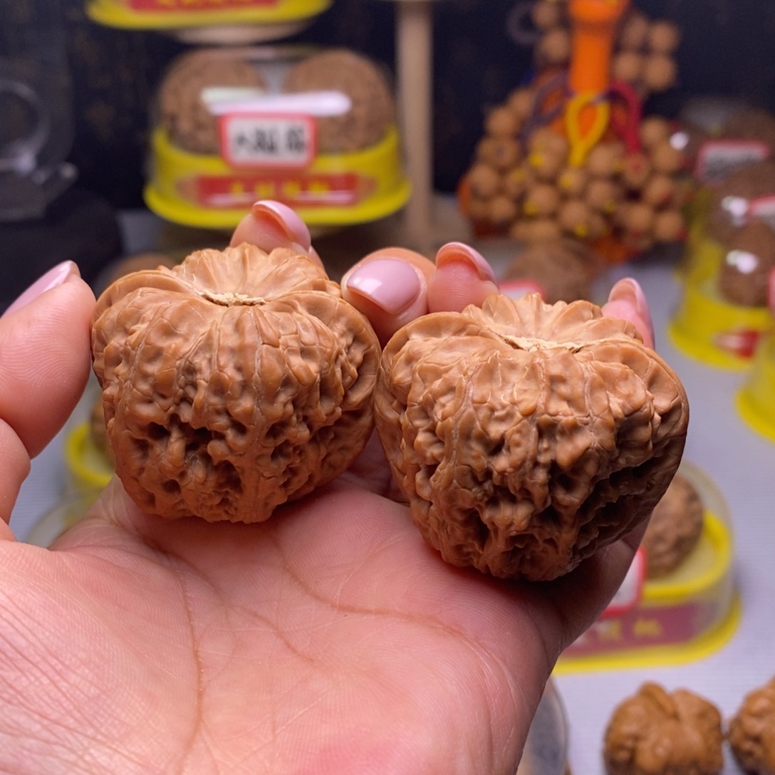 把件文玩核桃010平谷凹地44尺