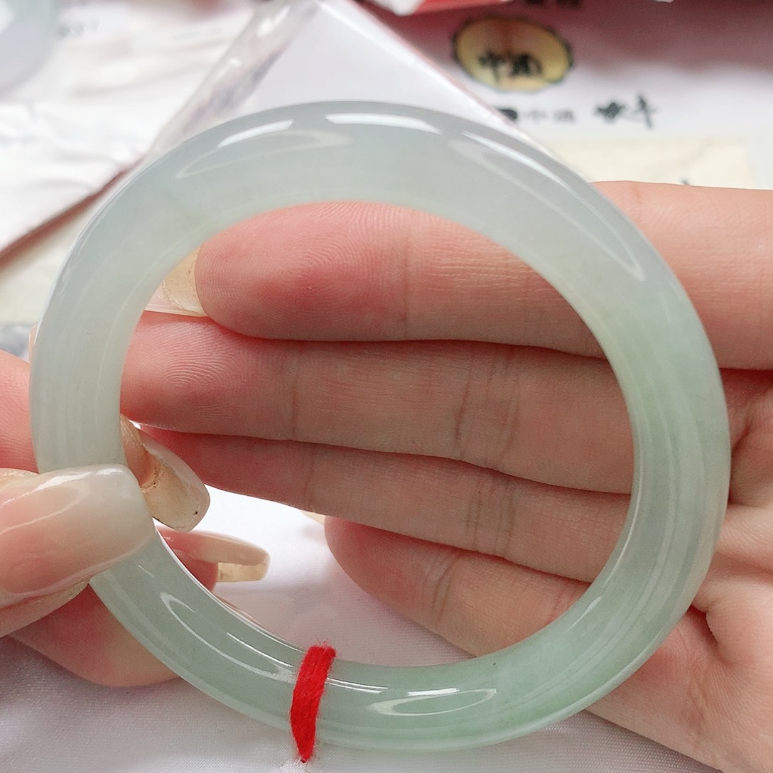 【闪购商品】翡翠手镯未镶嵌缅甸天然A货翡翠