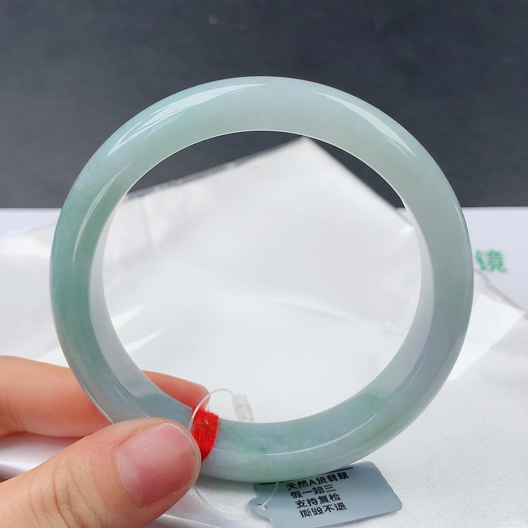 翡翠手镯未镶嵌93正60