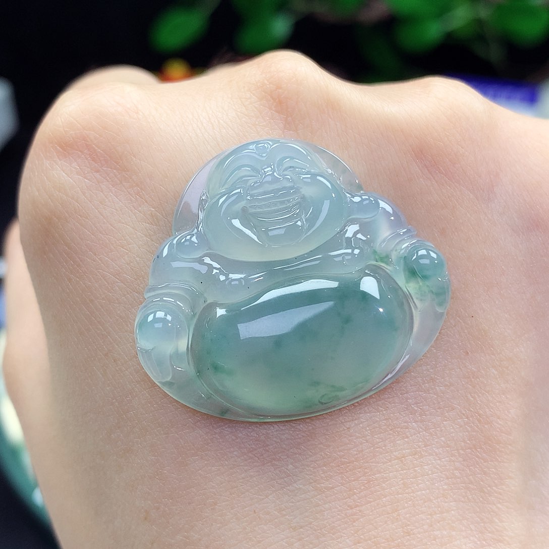 翡翠未镶嵌颈饰佛公