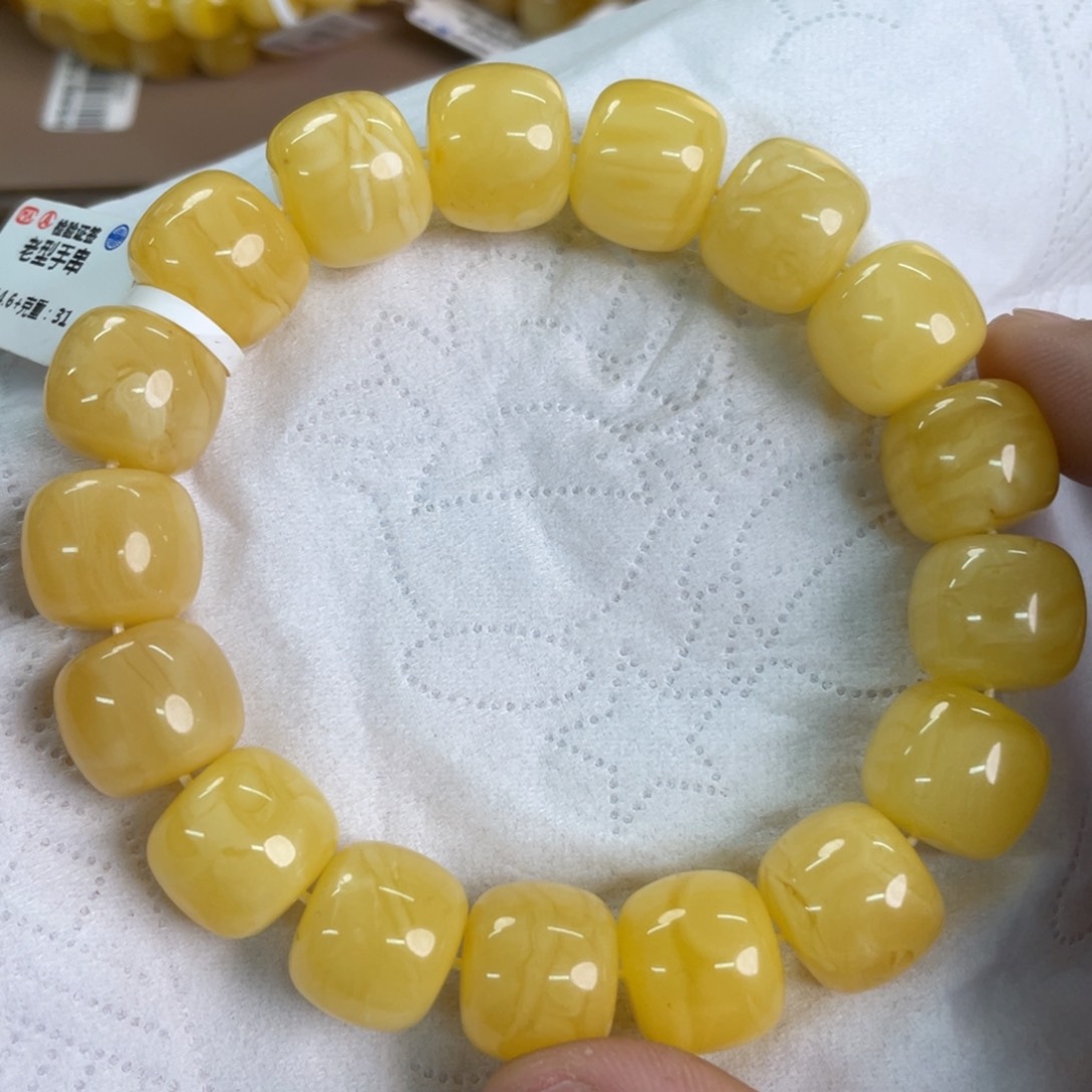 琥珀裸石未镶嵌02900000000