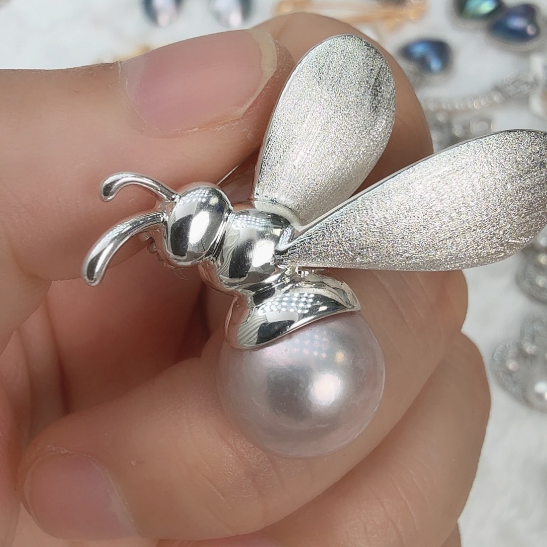 淡水珍珠未镶嵌胸饰