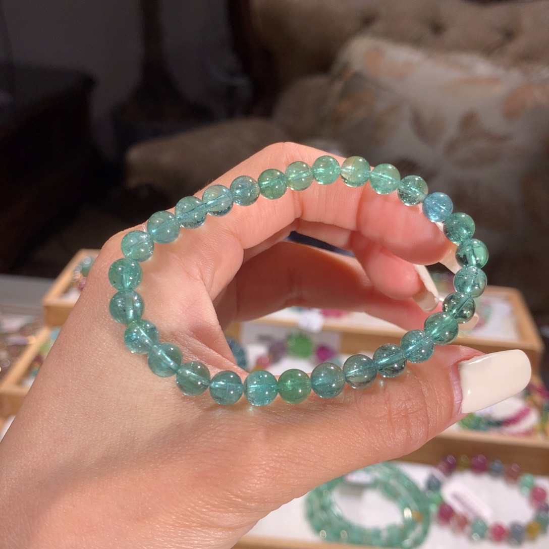 碧玺多样性发货一件未镶嵌