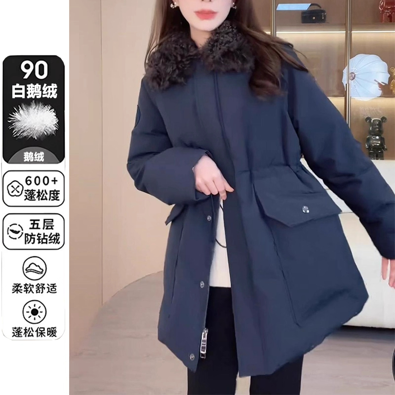 90白鹅绒提格拉多毛领鹅绒服轻装滑