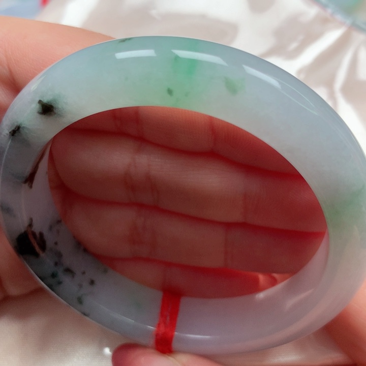 翡翠手镯未镶嵌冰飘花50