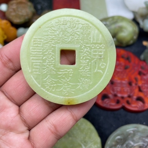 蛇纹石玉颈饰未镶嵌21