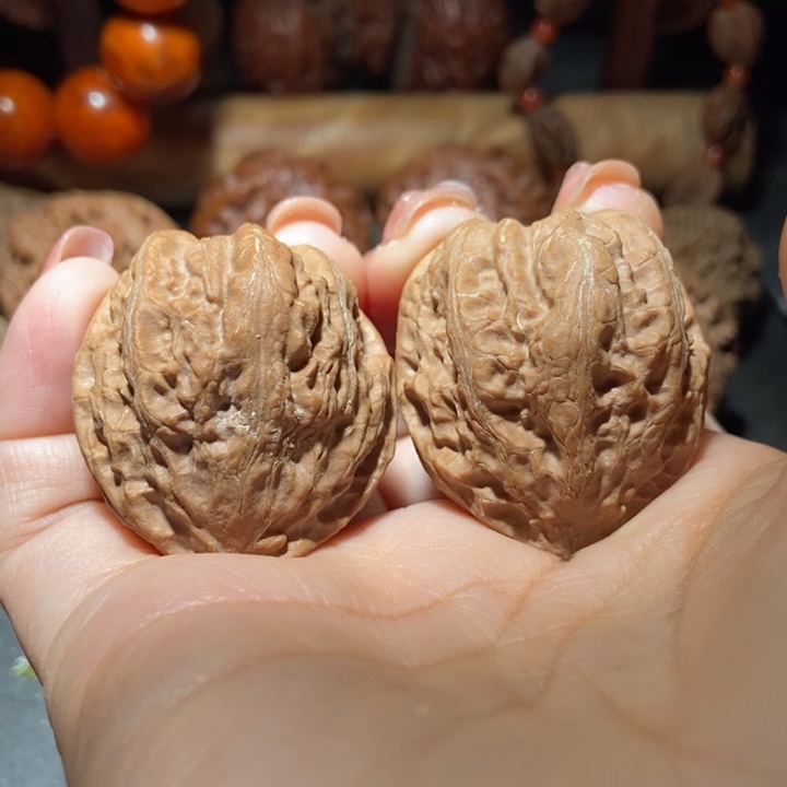 把件文玩核桃东北楸子小雪2