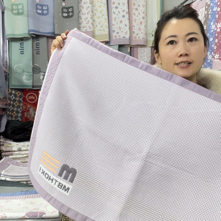 棉特价促销紫色字母