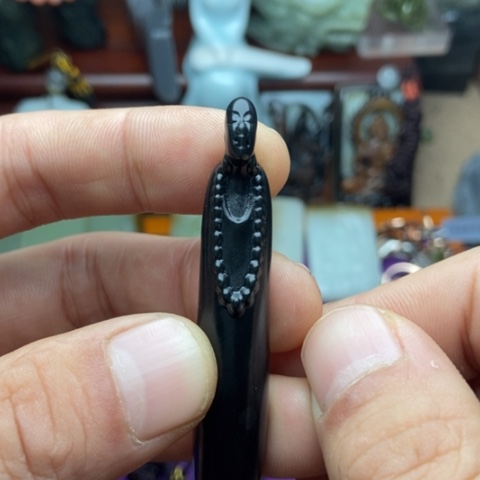 未镶嵌手镯透闪石质玉