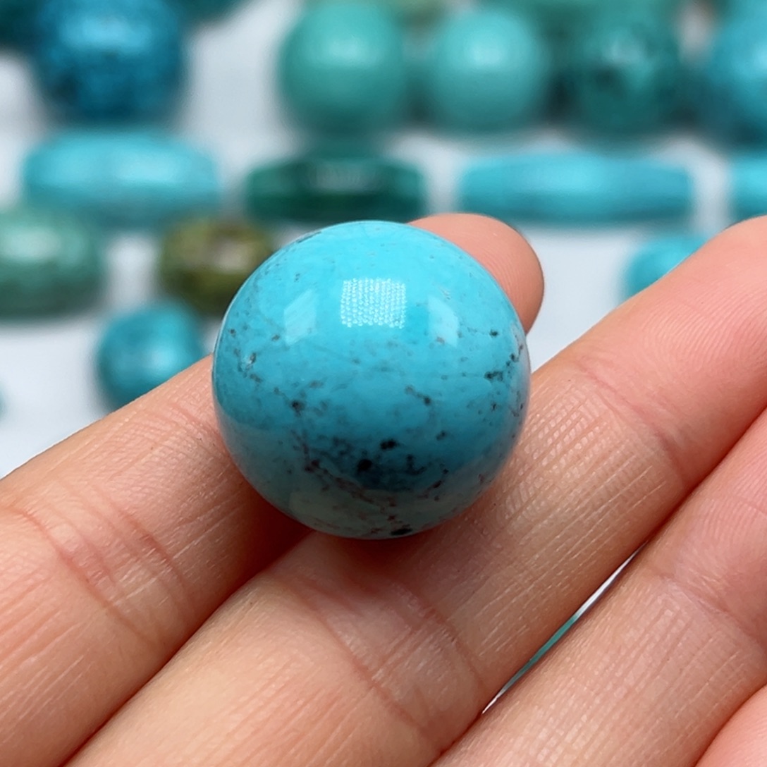 绿松石珠宝奇石未镶嵌刚*?