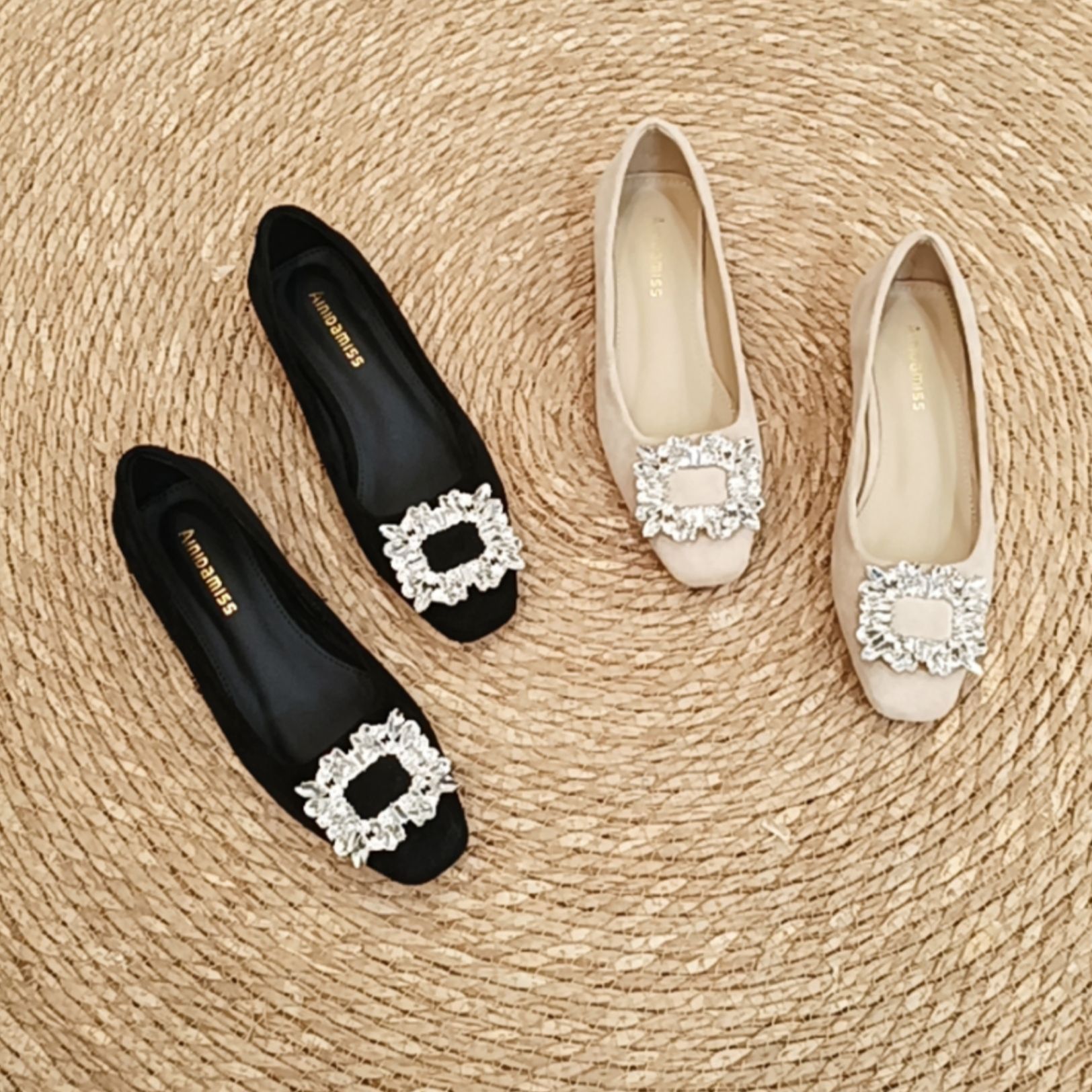 水钻单鞋女2025秋冬季新款复古时尚气质方头法式百搭黑色软底女鞋