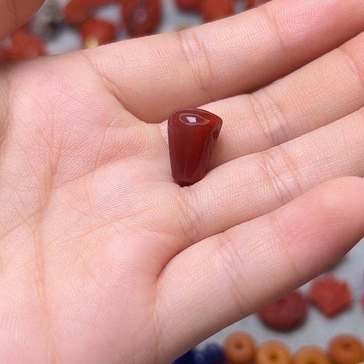 L***F南红玛瑙未镶嵌卡8.9