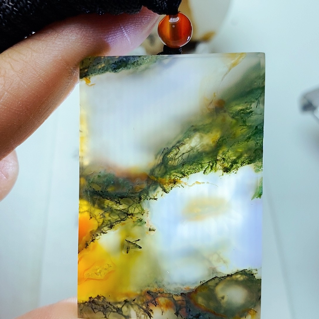 玛瑙/玉髓颈饰未镶嵌千**水