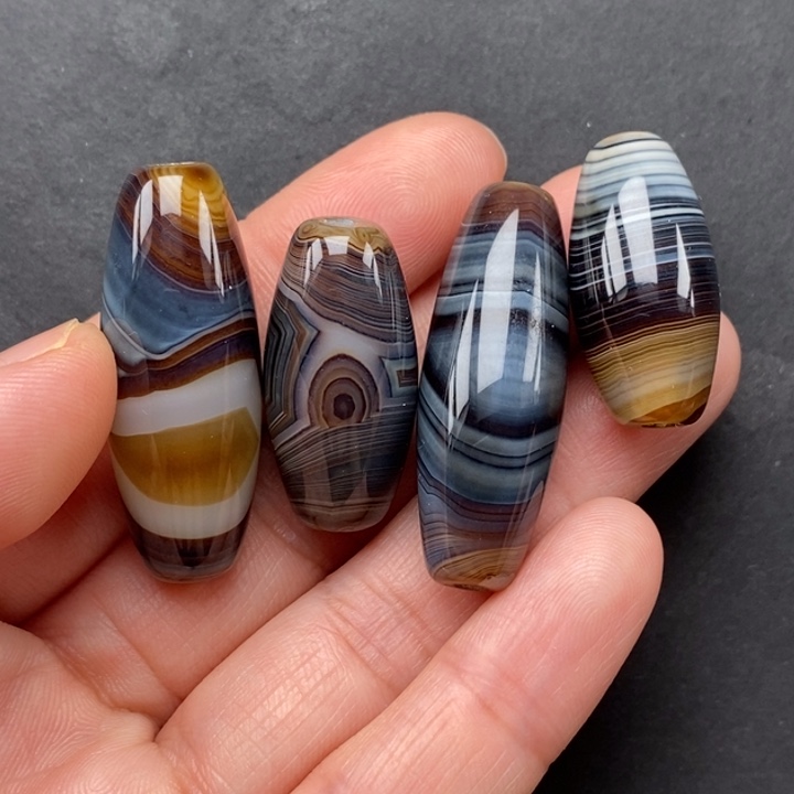 玛瑙/玉髓颈饰未镶嵌