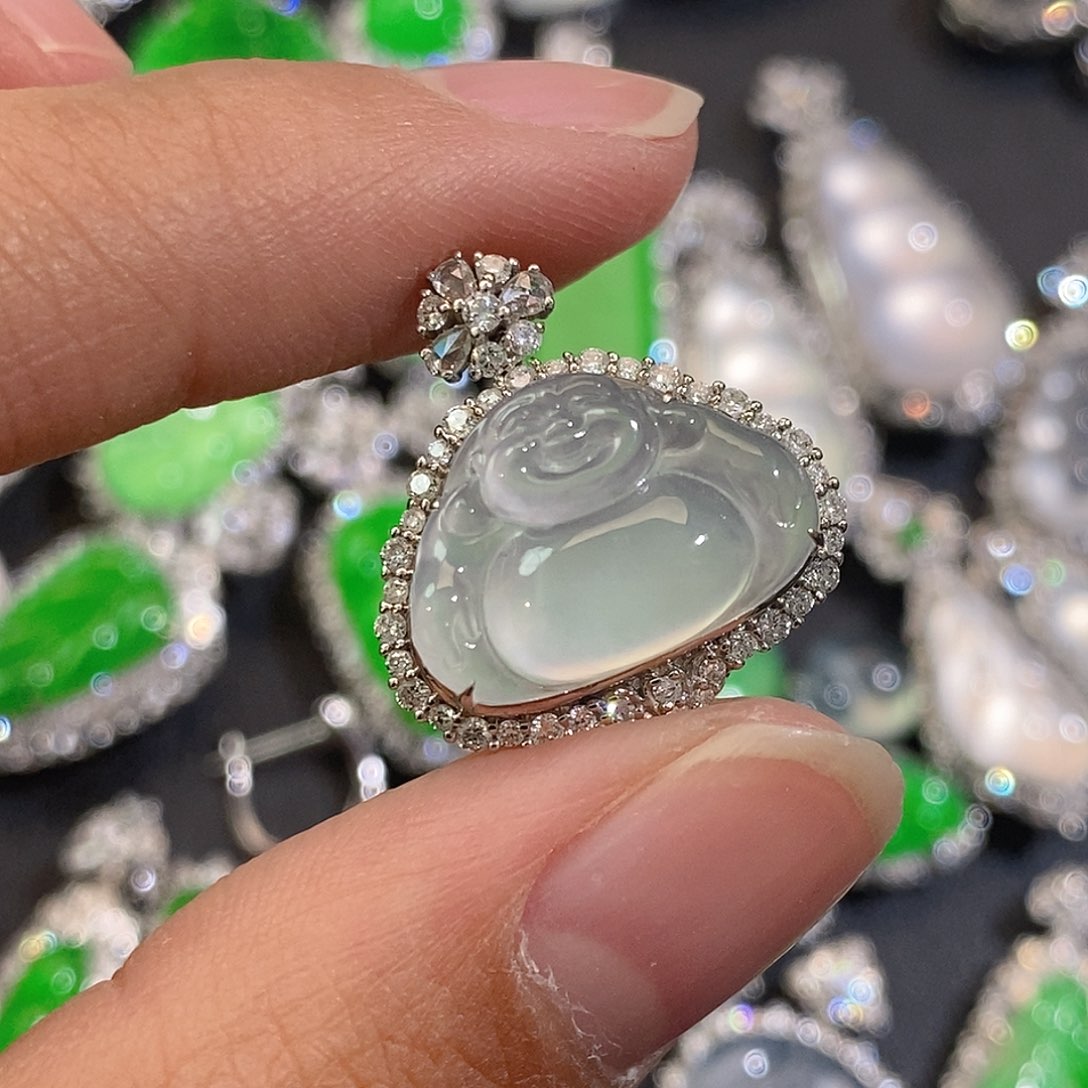 翡翠颈饰18K金镶嵌天然缅甸A货翡翠