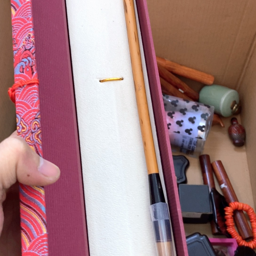 瓷片哈哈哈我要睡觉