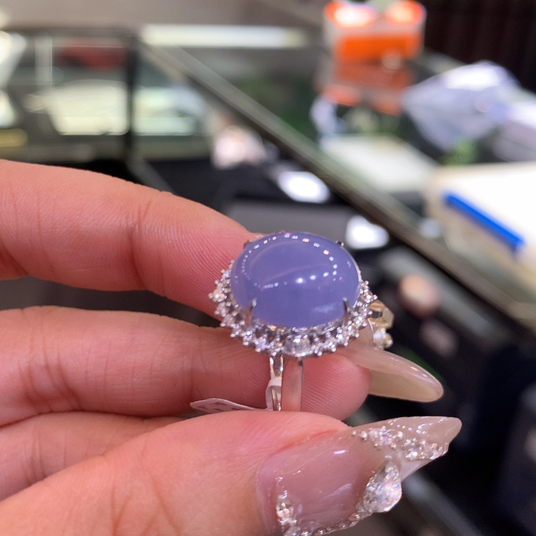 翡翠吊坠(不含链)18K金镶嵌J****n