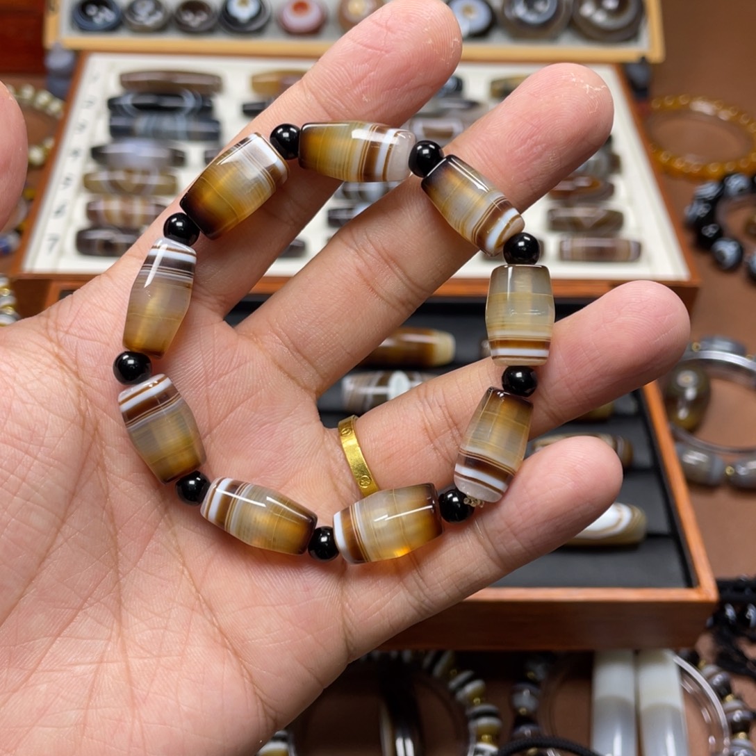 玛瑙/玉髓未镶嵌配饰