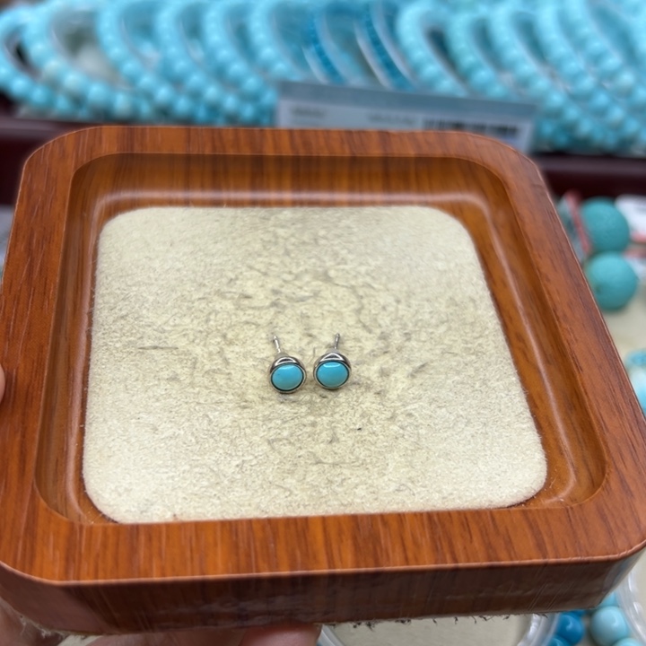 未镶嵌绿松石手链