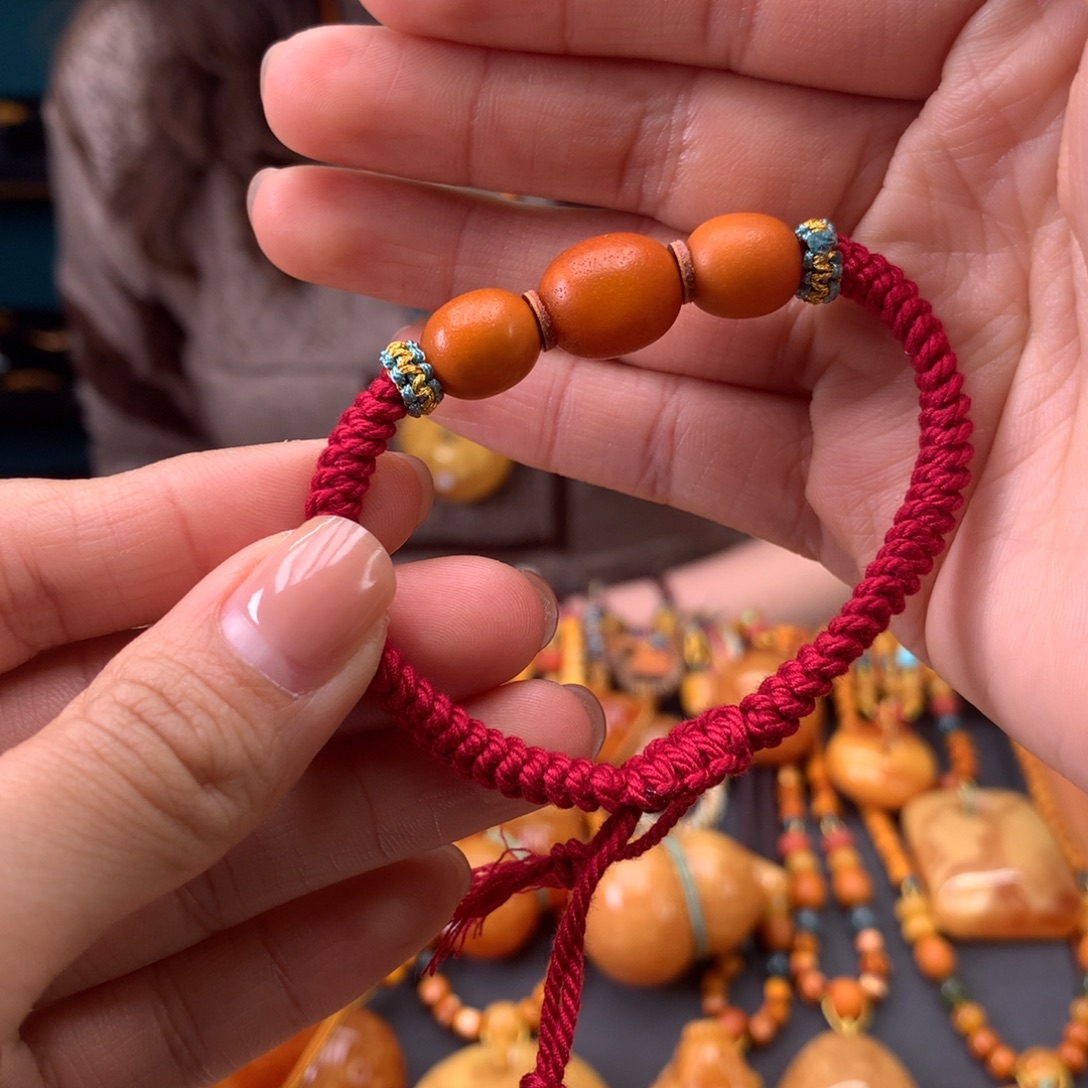 蜜蜡未镶嵌手绳天然