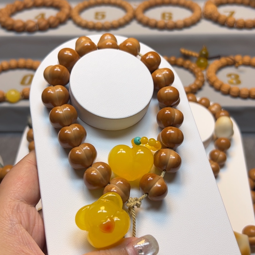 睡***.手串猴头核桃16.5.6精品屁桃