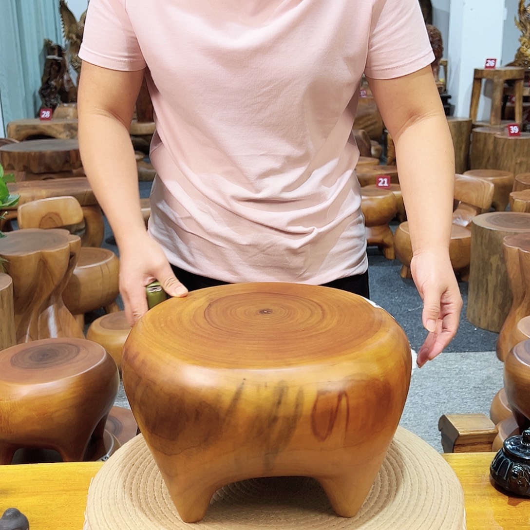 1 号香樟木尺寸：33-33-20cm