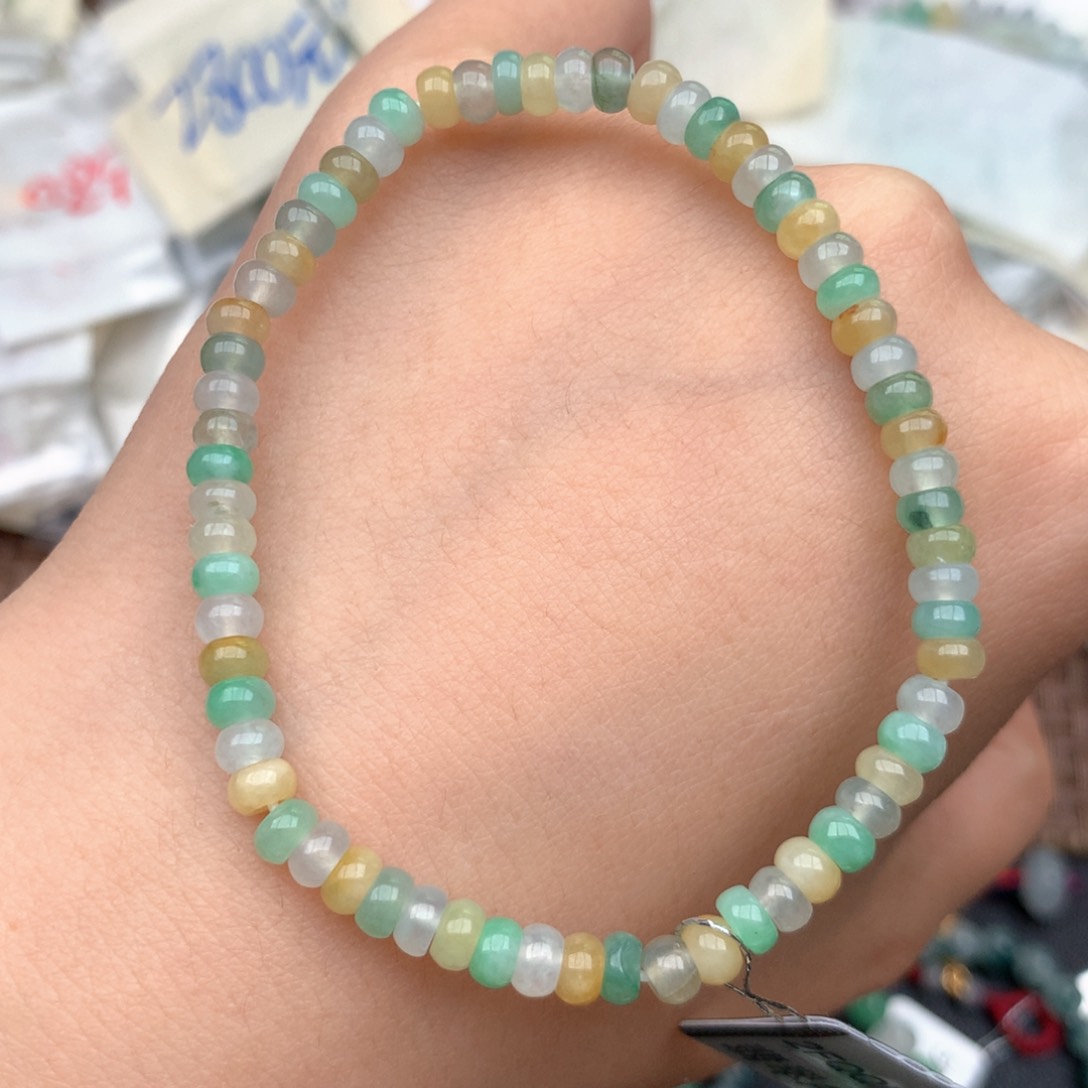 未镶嵌挂件翡翠….