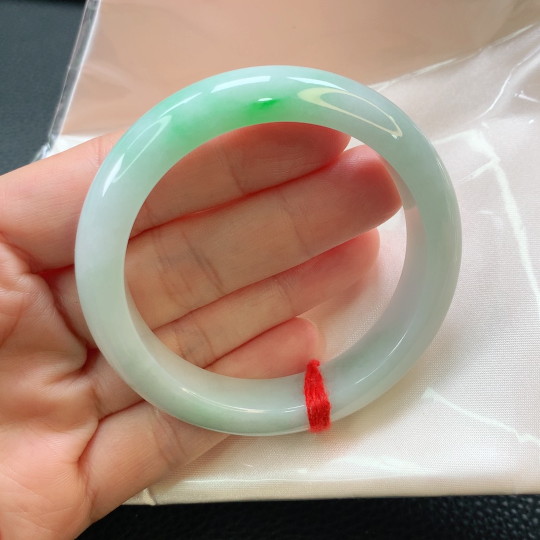 翡翠手镯未镶嵌53正