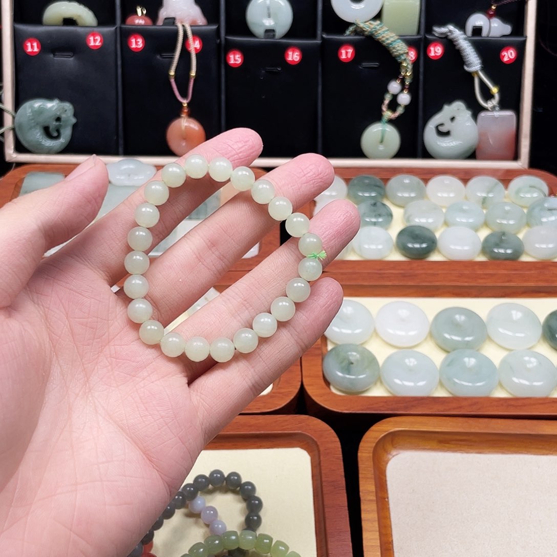 手链未镶嵌和田玉（糖玉）