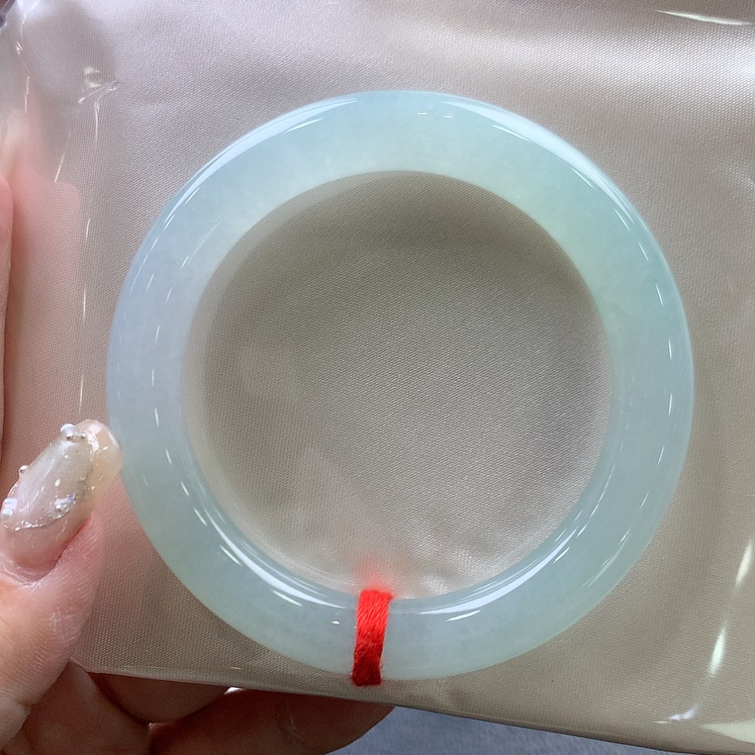 翡翠未镶嵌手镯54.6圆条