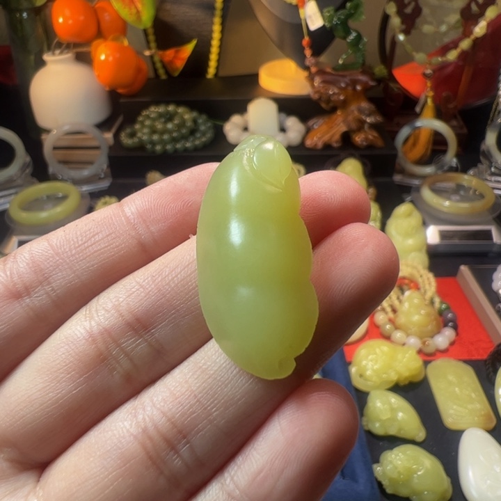 和田玉（黄玉）颈饰未镶嵌