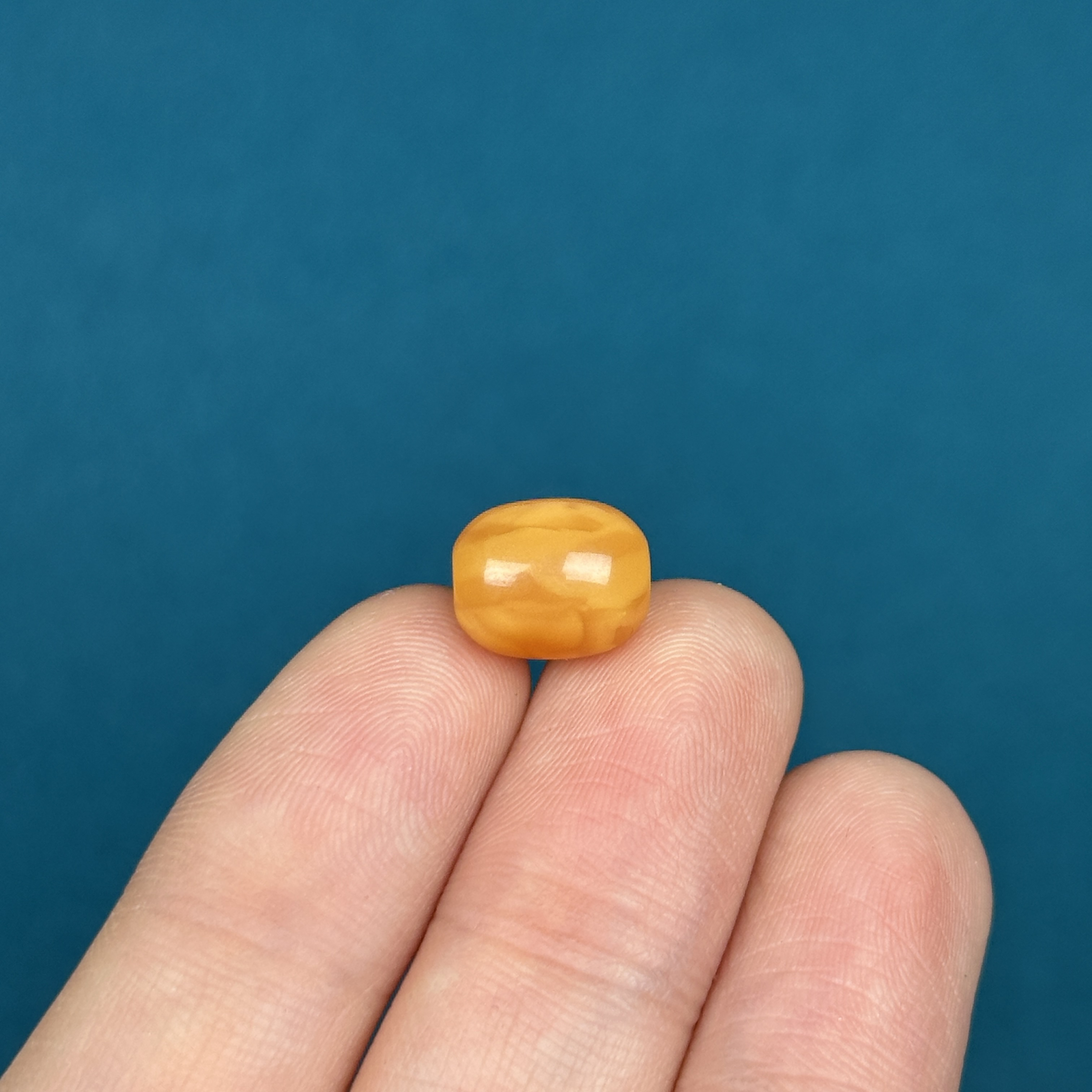 K2150天然原矿蜜蜡 鸡油红桶珠10.8*8.8mm 支持鉴定 假一罚十