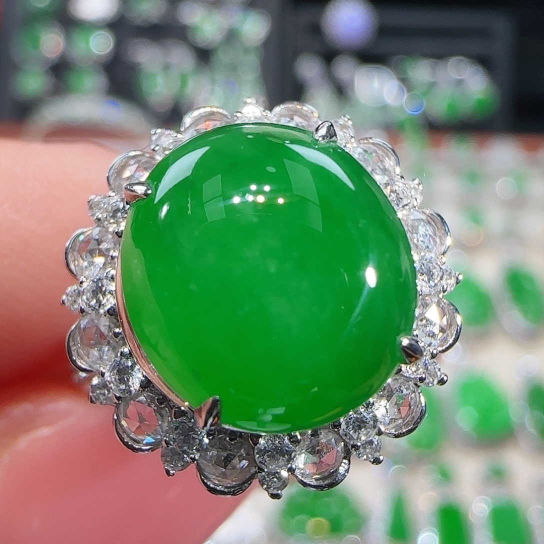 翡翠吊坠(不含链)18K金镶嵌