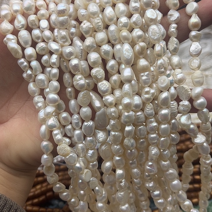 玛瑙/玉髓未镶嵌珠宝半成品一条6-7mm左右巴洛克珍珠