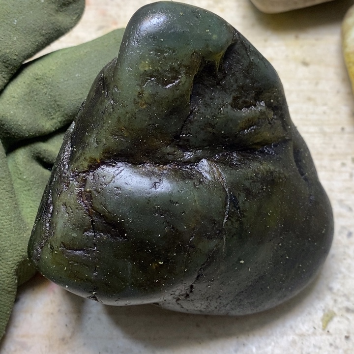 和田玉未镶嵌珠宝奇石36