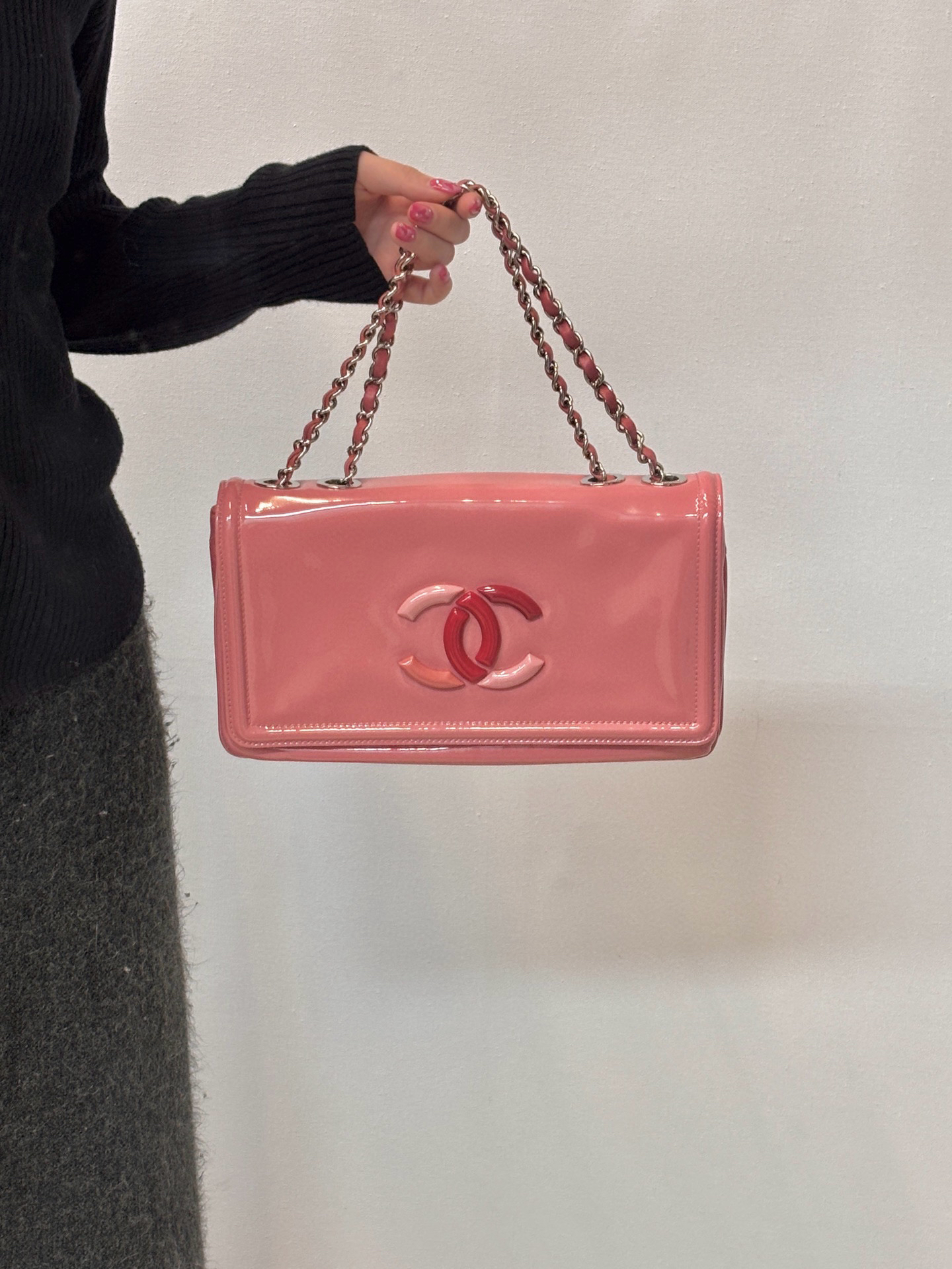 95新 Chanel/香奈儿 chanel 樱花粉积木漆皮翻盖斜挎包