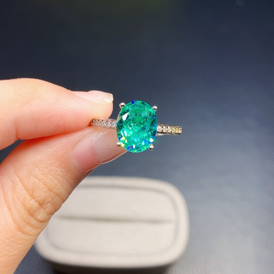 冬***;银S925镶嵌帕拉依巴碧玺戒指