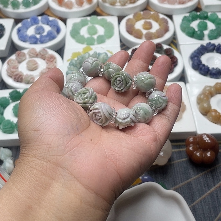 石英质玉（非洲翠）合金手串