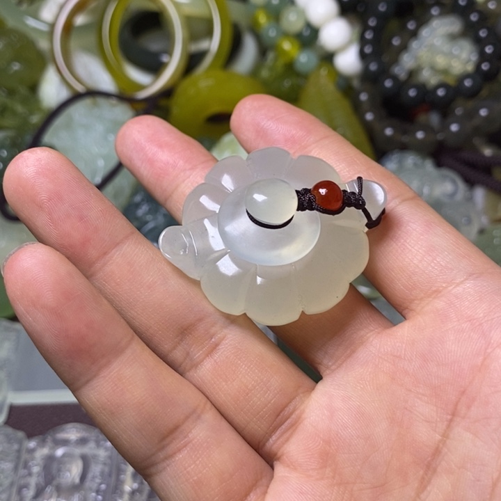 岫玉岫玉挂件未镶嵌