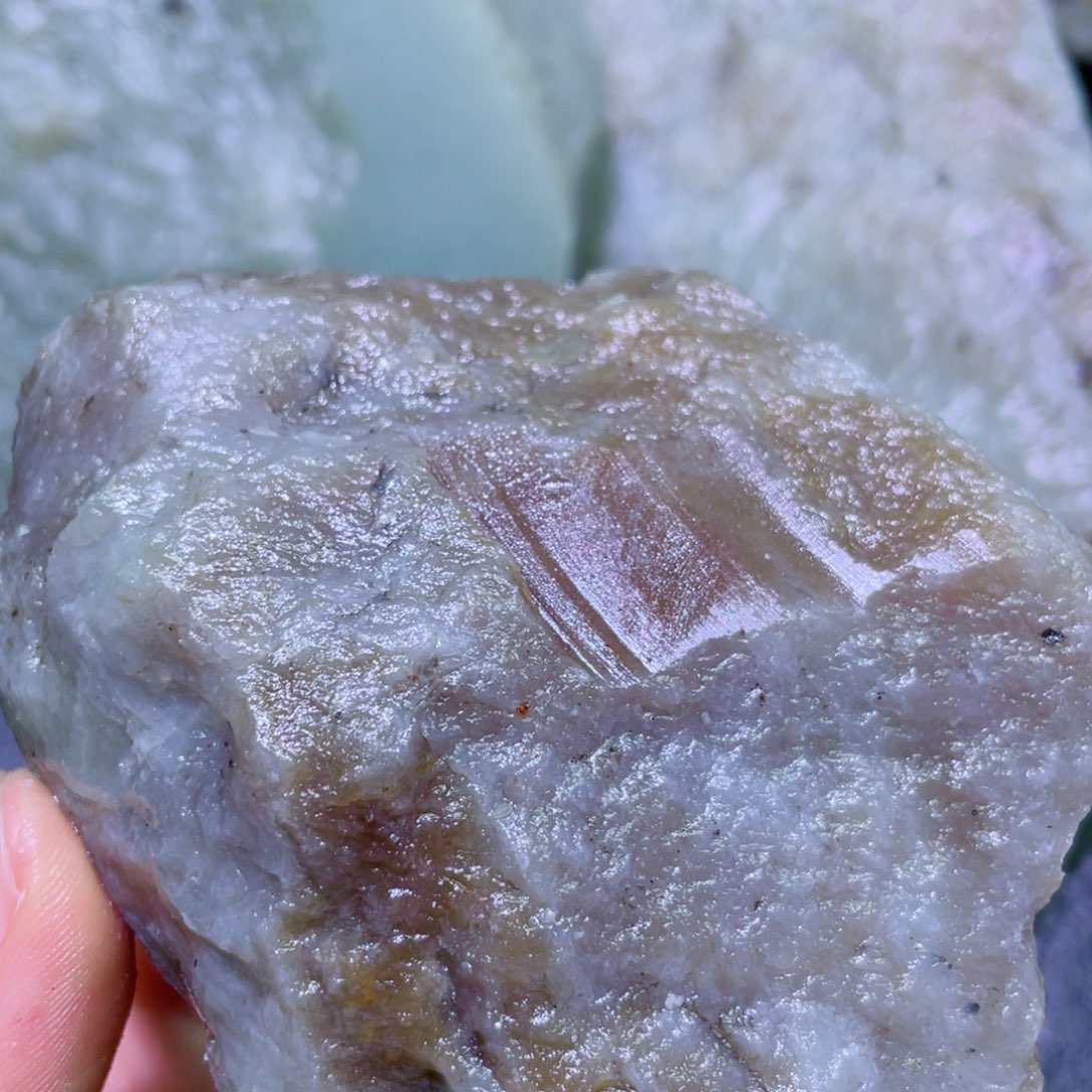 和田玉未镶嵌珠宝半成品