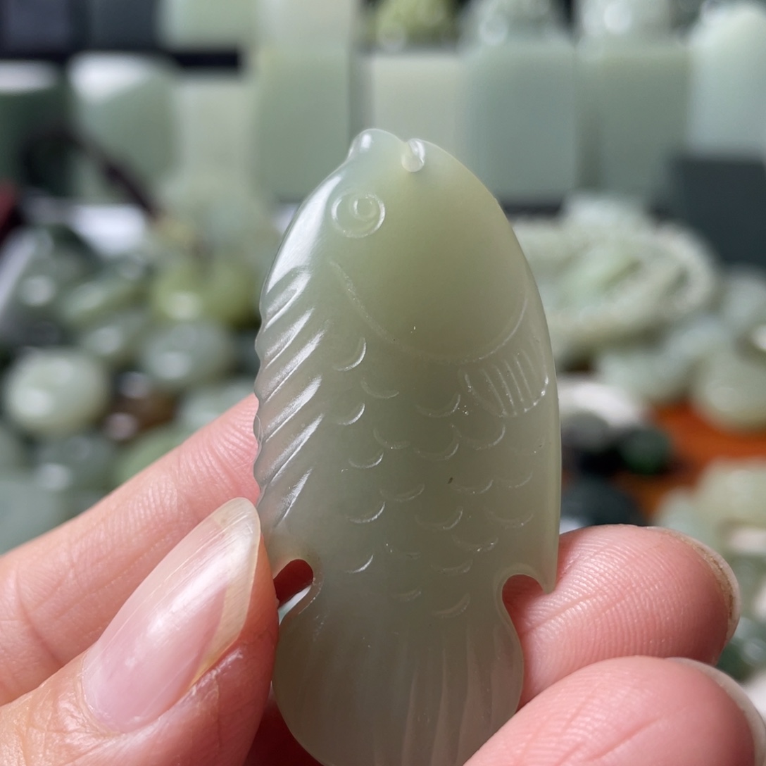 和田玉（糖玉）未镶嵌颈饰