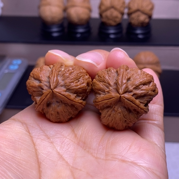 文玩核桃把件小石斧81