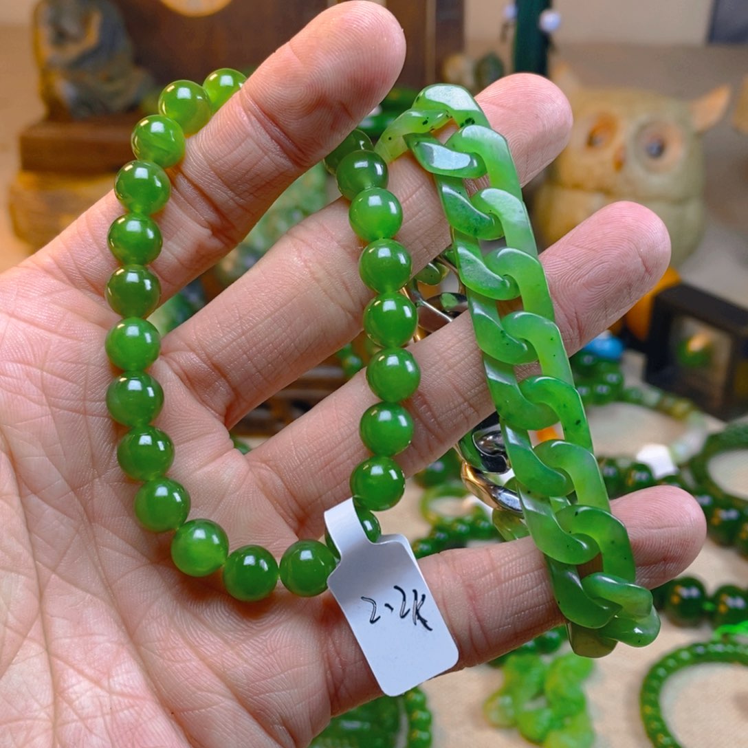 和田玉颈饰未镶嵌克****n